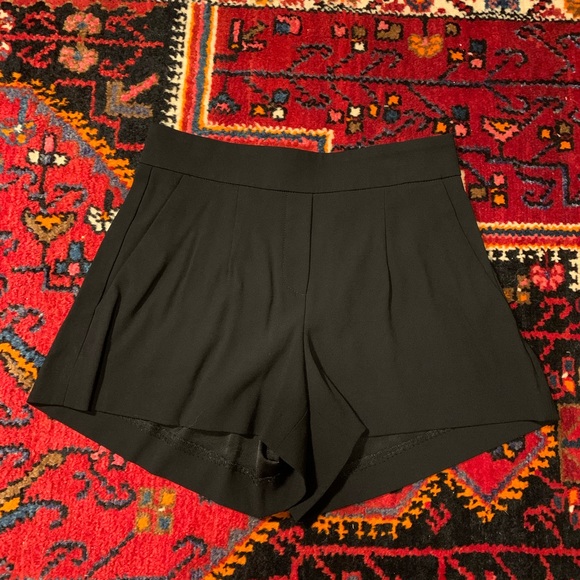 Babaton Pants - ARITZIA BABATON Black Dress Shorts